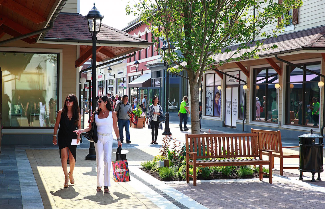 McArthurGlen YVR Look and Feel