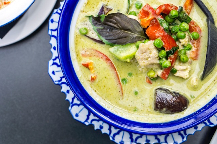 thai-house-green-curry-chicken