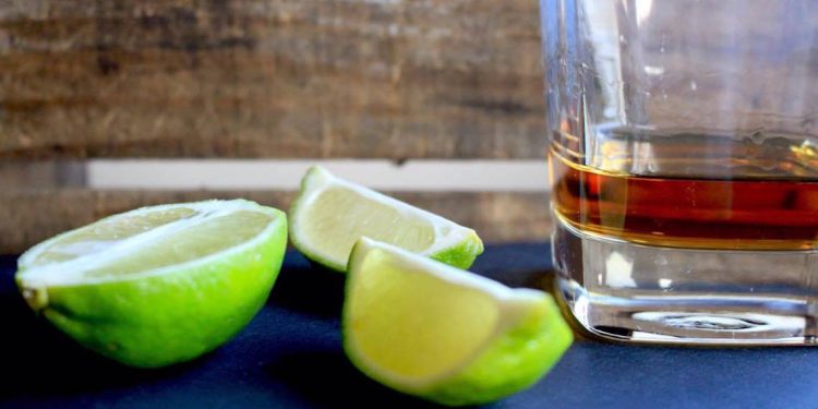 rum and lime wedges