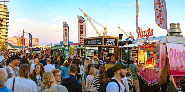 shipyards Friday night market in lower lonsdale