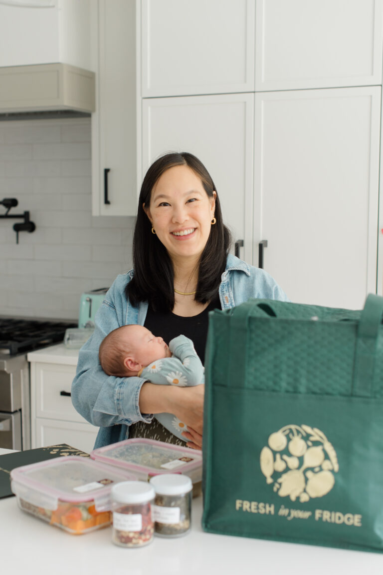 mom with newborn and fresh in your fridge post partum meal delivery bag
